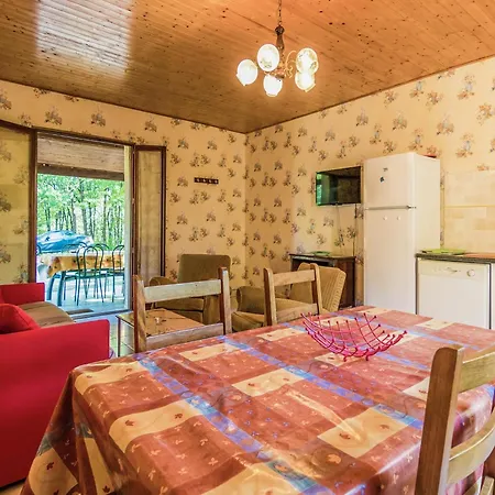 Holiday Home In Salignac With Pool & Views, Cleaning Included *