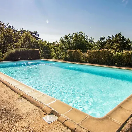 Holiday Home In Salignac With Pool & Views, Cleaning Included * Salignac Eyvigues