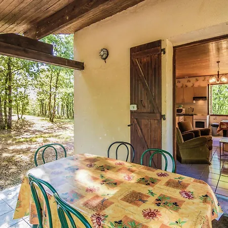 Casa vacanze Holiday Home In Salignac With Pool & Views, Cleaning Included